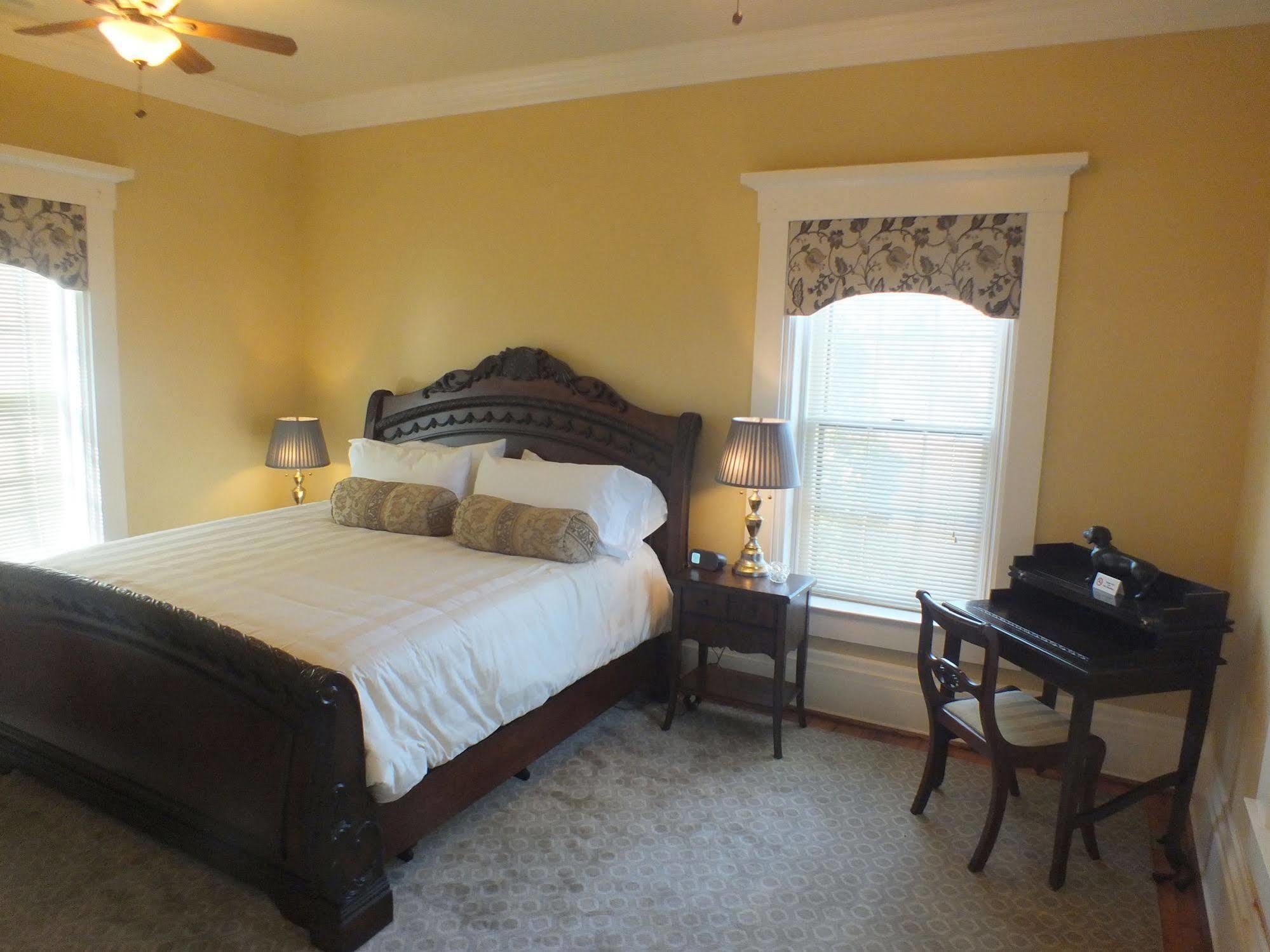 The Pepin Mansion B&B On Mansion Row - 10 Min To Start Of The Bourbon Trail นิวอัลบานี ภายนอก รูปภาพ